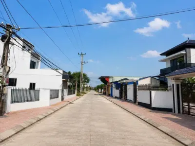 Bán lô đất ở khu phân lô Cống Giá PHẢ LỄ - LẬP LỄ, Thuỷ Nguyên.l/h:076••••90 e Thuý - Diện tích 120m2 - Mặt tiền rộng 5,5m. Nở hậu 6,2m - siêu đẹp. - Ở, xây nhà hàng, nhà trọ, nhà xưởng…đều rất đẹp ạ. - Đường to rộng 8m xe cont chạy mái thoải.