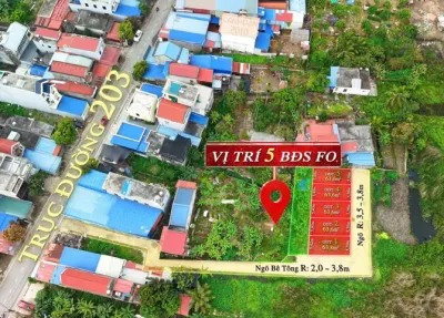 chính thức mở bán 5 lô đất Lâm Động . Nay thuộc Phường Thiên Hương.l/h:076••••90 e Thuý Vị trí cách đường 203 chỉ 50m Tài chính từ 1tỷ 2xx tr Ngõ trước đất rộng từ 5-7m Mặt tiền đẹp trên 5m . Trước đất có đất lưu không cực kỳ thoáng Ngay Khu C