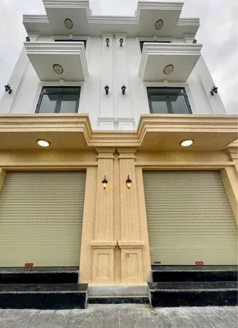 Bán căn nhà 3 tầng tại Thuỷ Đường chỉ việc về ở l/h:076••••90 e Thuý