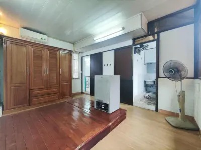 Cho thuê nhà phố ngọc hà, ba đình, nhà đẹp, ô tô đỗ cửa, sân rộng, 4 triệu
