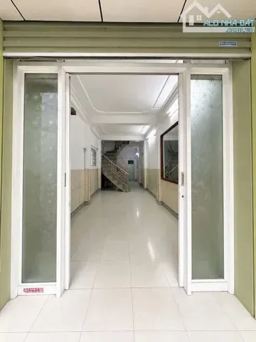 Chỉ 1,98 tỷ có nhà lô góc quang đàm – gần metro, gem park – kinh doanh tốt