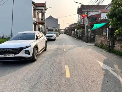 ĐẤT ĐẸP – VỊ TRÍ VÀNG VĂN GIANG Đón sóng đường di sản & cầu Mễ Sở 108m² đất ở – mặt tiền 9m cực hiếm Đường rộng 3 ô tô tránh Trục kinh doanh sầm uất Cách cầu Mễ Sở chỉ 500m – 1km Giá đầu tư: 6x triệu/m Thành Nội – 0968.330.