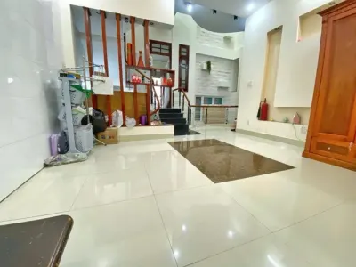Nhà 3 tầng gần biển – hạ thêm 300 triệu, chỉ bán trong tuần dòng tiền 300 triệu – chỉ 5 tỷ XX