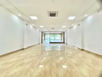 Cho thuê văn phòng mặt đường trần vỹ- 130m2| giá tốt hiếm có