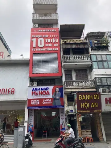 Cho thuê toàn bộ ngôi nhà 6 tầng, mỗi sàn 127.7m2 giá 80 triệu/tháng tại phố Bạch Mai Phường Cầu Dền Quận Hai Bà Trưng Hà Nội
