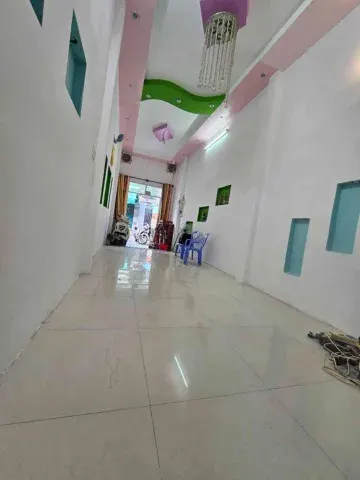 Văn thân bình tiên quận 6 101M2 3PN 5.75 tỷ
