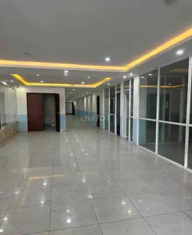 Cho thuê showroom quốc lộ 13 - thuận an - diện tích: 600m2 mặt tiền 19