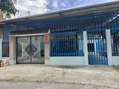 Bán nhà 540m2 có sẵn 540 m2 thổ cư giá 3.3 tỷ gần trạm y tế phường Tân Hội nay là phường Tân Ngãi, tỉnh Vĩnh Long