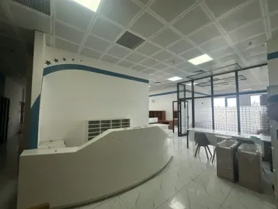 Cho thuê văn phòng tại tòa luxury park view với DT 300M2 có chia nhỏ giá 250K/M2 LH ngay 098••••53