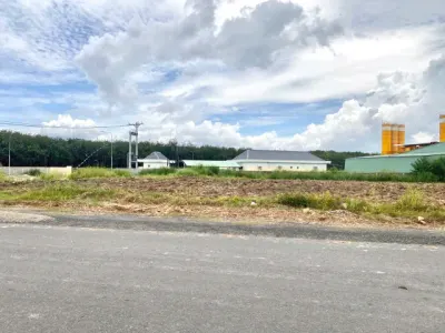 O931.783.209 Bán Đất 220m2 có sẵn 100 m2 thổ cư giá 545 triệu