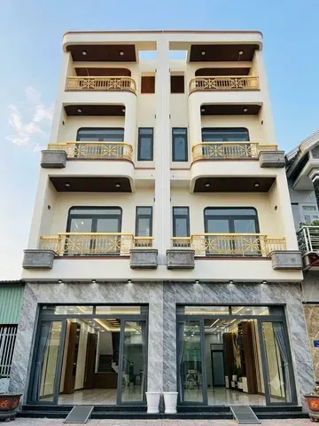 Bán Nhà riêng 60m2 4 tầng ngay Vincom 550 Dĩ an