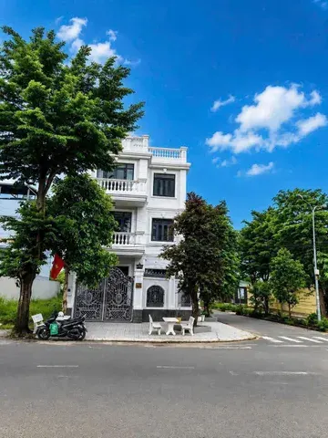 Bán Nhà riêng 160m2 có sẵn 148 m2 thổ cư giá 17.6 tỷ tại Đường Bưng Ông Thoàn Phường Phú Hữu Quận 9 TP. Hồ Chí Minh