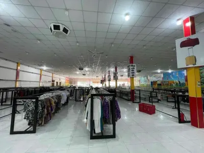 Mặt bằng Bình chuẩn , Mặt tiền kinh doanh Đối Diện chợ , 30x60m