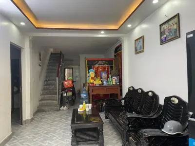 Bán nhà tuyến 2 bãi sậy, trại chuối – hồng bàng – hải phòng giá chỉ 2,55 tỷ LH 097••••64