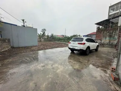 cắt lỗ 78m giá 1.38 tỷ tại Thiên Hương ngõ ô tô 24 chỗ. Sau 1 nhà mặt đường.l/h:076••••90 e Thúy