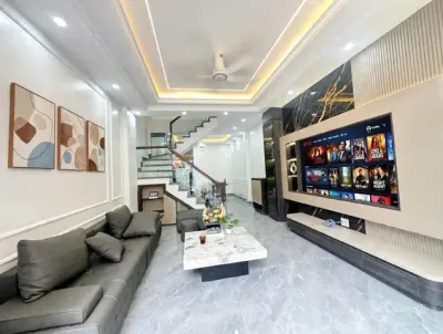 Bán nhà xây mới mặt ngõ kinh doanh Miếu 2 Xã - Lô góc - giá 4,5 tỷ