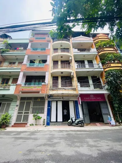 Bán nhà đường khuất duy tiến, thanh xuân, dt 60m2, 5 tầng, gara ô tô, kinh doanh