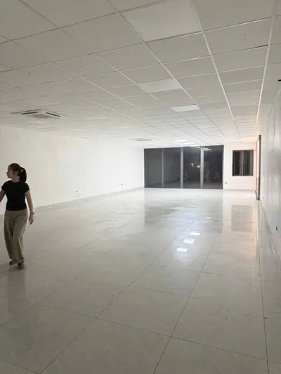 Cho thuê căn nhà mặt phốthanh bình, tp hải dương, tổng 300m2, tầng 2 và 3 giá tốt