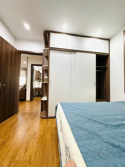 Cho thuê chung cư bạch đằng lake view, 2 ngủ, 2 vệ sinh, dt 68m2, căn góc, giá tốt