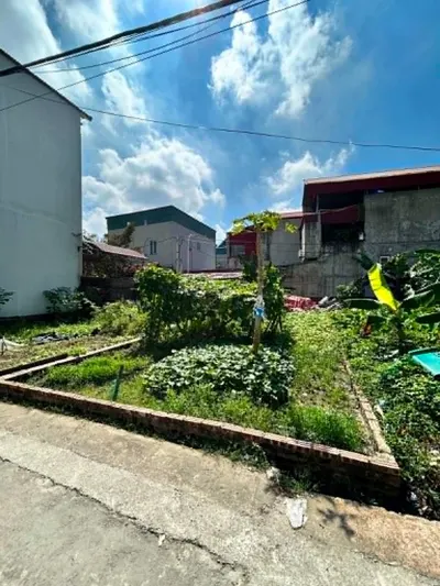 Bán đất ngọc khám, thuận thành 2, dt 77m2, mặt tiền nở hậu 5m78 gần quốc lộ 17