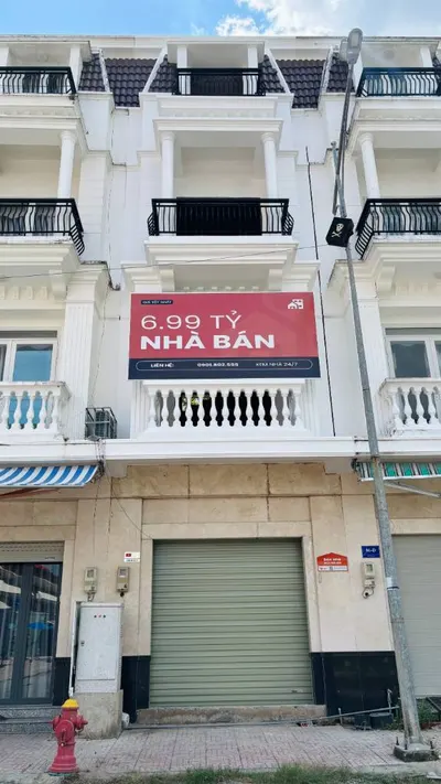 Bán shophouse 1 trệt 3 lầu mặt tiền ngô quyền, vĩnh long, dt 53m2, giá 6,99 tỷ