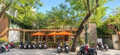 Cho thuê biệt thự xuân thủy thảo điền, 800m², ngang 16m, giá 290 triệu
