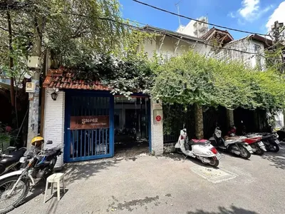 Cho thuê biệt thự núp hẻm 180 hai bà trưng quận 1, dt 12x20m trệt 1 lầu, giá 125 triệu