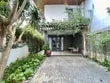 Cho thuê villa sân vườn 2 phòng ngủ khu Hải Châu gần sông Hàn