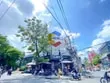 Quán cafe (Góc 2MT) G1A Trường Sơn, Q10. Dt: 9x15m, Kc: trệt 3 lầu