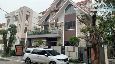 Bán biệt thự 3 tầng 240m2, mt=15m, giá chỉ 15 tỷ