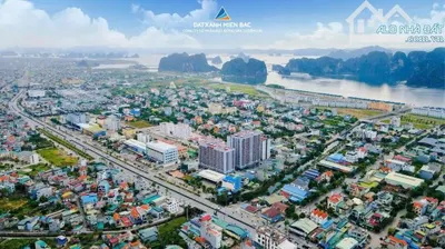 Tôi được suất mua căn hộ 60m-2PN view trực diện biển dự án Luxity Cẩm Phả, ko ở cần bán