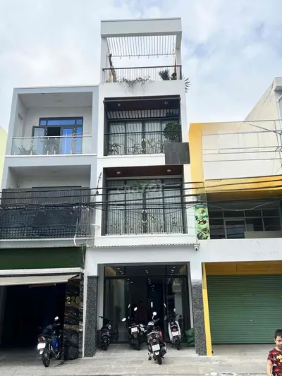 Cho thuê nhà ở kinh doanh mặt đường ngô gia tự giá 45 triệu/tháng