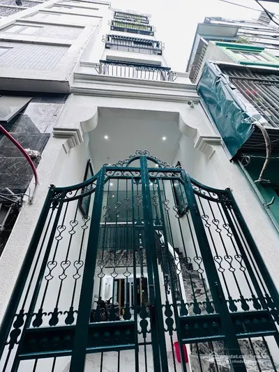 Cho thuê nhà riêng: Cho thuê nhà riêng: CHO THUÊ NHÀ MỚI XÂY