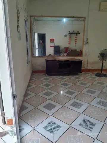 Cho thuê Nhà riêng 360m2 giá 3 triệu tại Đường Núi Vàng Phườ