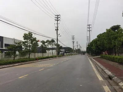 Bán đất dt 9000m có kho xưởng 4000m đang cho thuê và đang sử dụng. giá 300 usd 7.92tr/m2