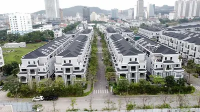Chính chủ cần bán cắt lỗ căn hộ shophouse dự án grand bay townhouse hạ long chỉ 9 tỷ