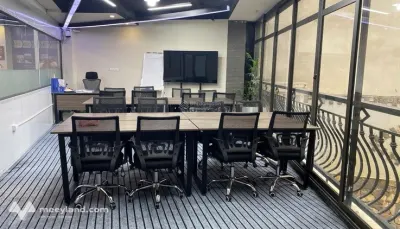 Cho thuê văn phòng 300m2 - 40tr/tháng tại 36 đường Láng, Đống Đa, Hà Nội, sàn thông, hầm để xe rộng