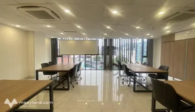 Cho thuê văn phòng trống 70m2 Quận 1, Đường Nguyễn Văn Thủ. Sàn đẹp, trống suốt mới