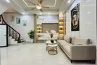 Nhà 3 tầng, Trần Lãm xinh xắn, dọn vào ở ngay kẻo lỡ