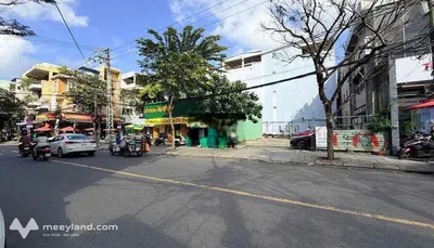 Cho thuê lô đất mặt tiền Nguyễn Thị Minh Khai , ngang 10m , 170m2
