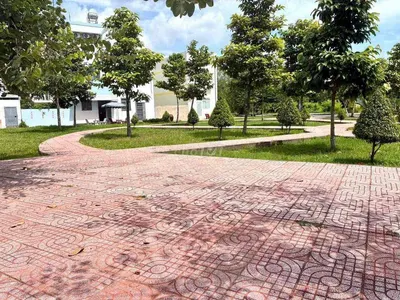Bán nhà mới 1 trệt 1 lầu view công viên phường long châu, vĩnh long