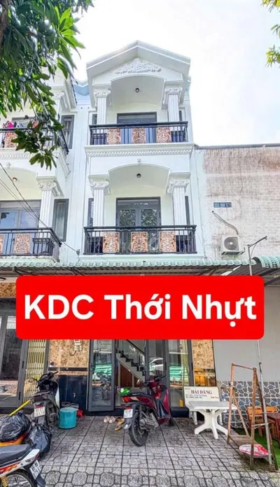 Nhà 2 lầu đẹp - KDC thới nhựt 1