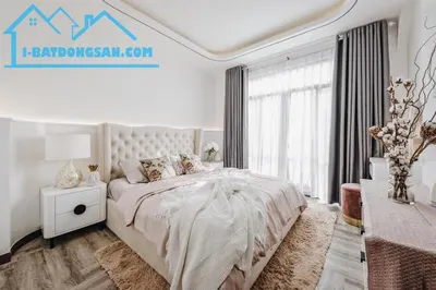 Bán Nhà 2,5 tầng đường Nguyễn Sĩ Cố, Đối diện công viên, Gần sông Hàn, 102.5m2, giá 12,5T