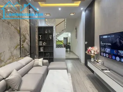 Hải châu – nhà 3 tầng – K lý tự trọng thông đống đa – 5,xx tỷ