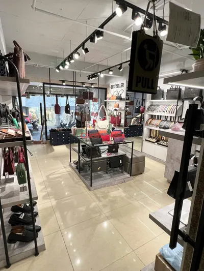 Cho thuê mặt bằng 70M2. đặng thị nhu, quận 1. khách du lịch đông đúc
