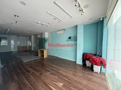 Cho thuê mặt bằng mặt tiền trần nhật duật phường tân định quận 1