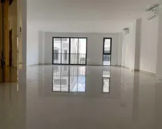 Cho thuê văn phòng 5x15m, 6x20m, 7x20m, 9x20m. Sàn trống ngăn kính sẵn máy lạnh. Giá chỉ từ 5tr/th