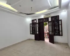 Cho thuê nhà 60m2 x 4 tầng ngõ 18 phố Mạc Thái Tổ - Yên Hòa làm văn phòng, ở, kinh doanh