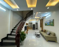 Cho thuê nhà riêng ngõ 173 Hoàng Hoa Thám DT 55m2 x 4 tầng 4PN mới đẹp full đồ 13 triệu/th