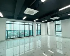 Chú Huy có văn phòng mặt thoáng full kính Nguyễn Hy Quang 60m2 giá 12 triệu